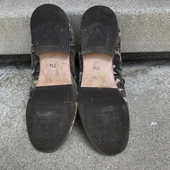 Fluevog Radio CBC Camo Oxfords Size 7.5 - Picture 8 of 10